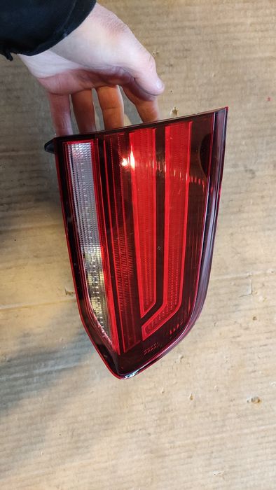 Lampa lewa tył VW Golf VII lift w klape