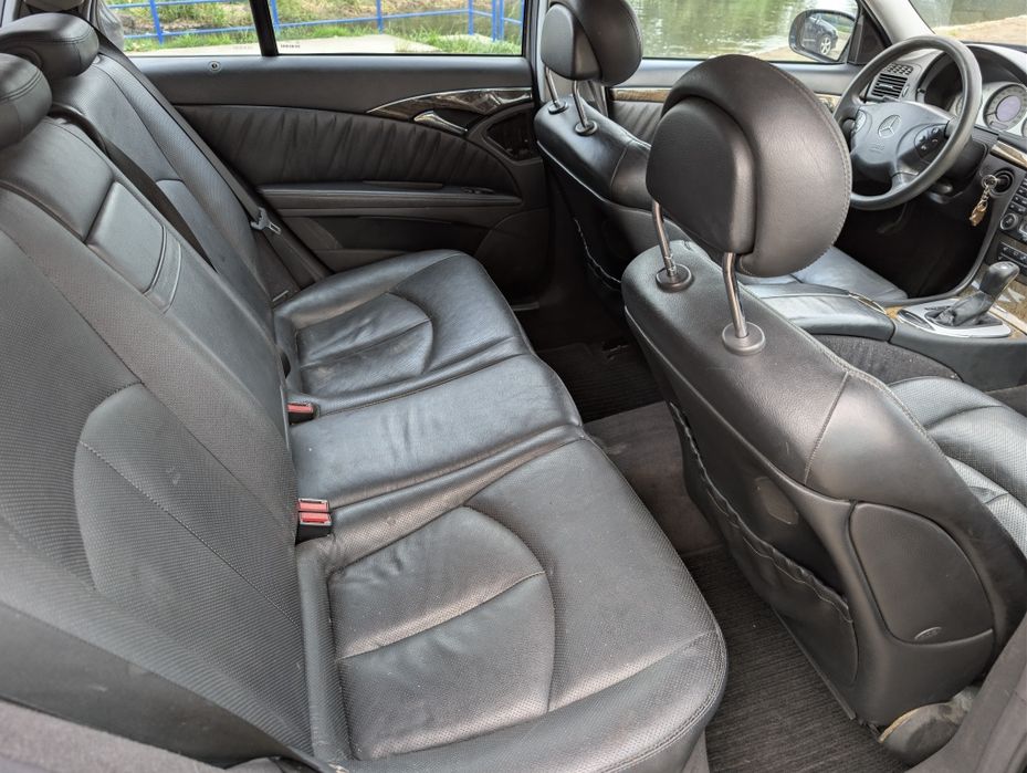 Mercedes E320 CDI R6  w211