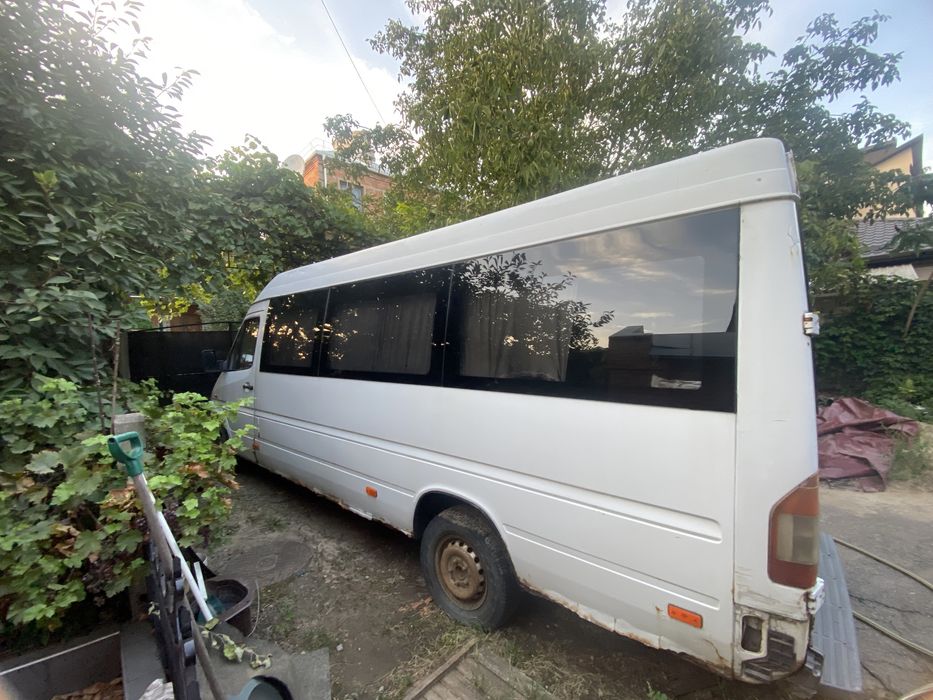 Бус груз-пас Mersedes-Benz D 312
