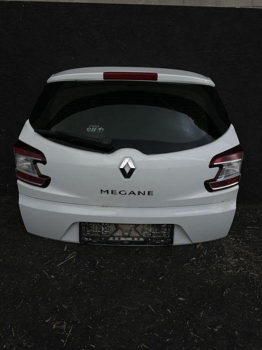 Задня ляда Рено Меган3 Кришка Багажника Renault Megan3
