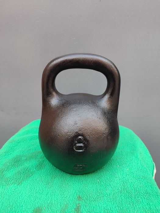 Гири 8кг16кгКЛЗ.24кгКЛЗ.32кг .спортивная