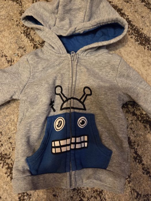 Bluza rozpinana z kapturem r. 74/80