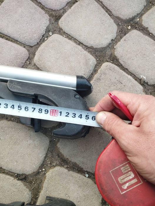 Продам Багажник Поперечки   На Кришу