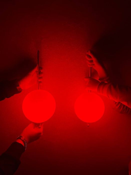 Настінна LED лампа,що заряджається і працює без світла