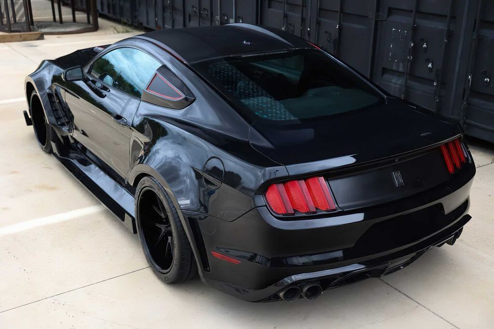 Ford Mustang Shelby GT350      2016