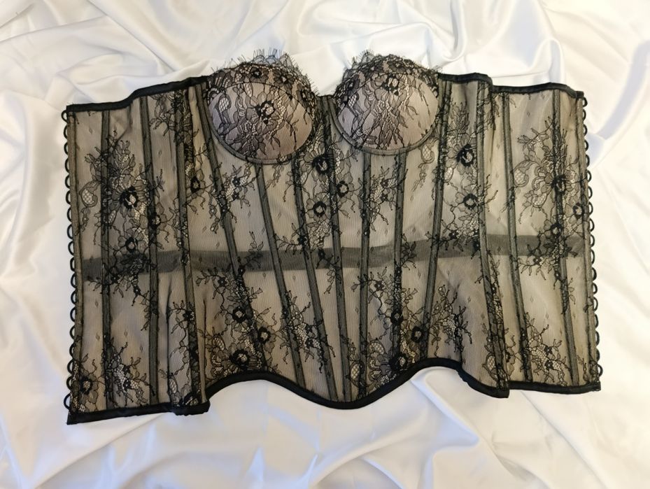 Корсети  Спідниці шовкові з мереживом ріснічки