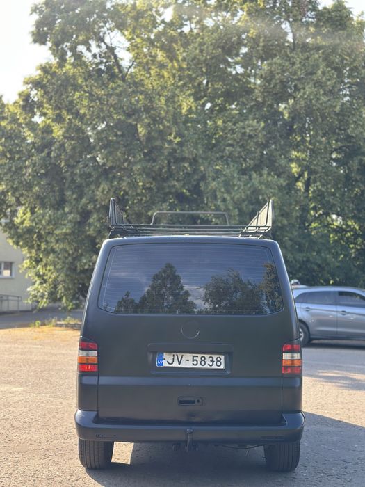 Volkswagen Transporter 5 покоління/2.0 дизель/механіка