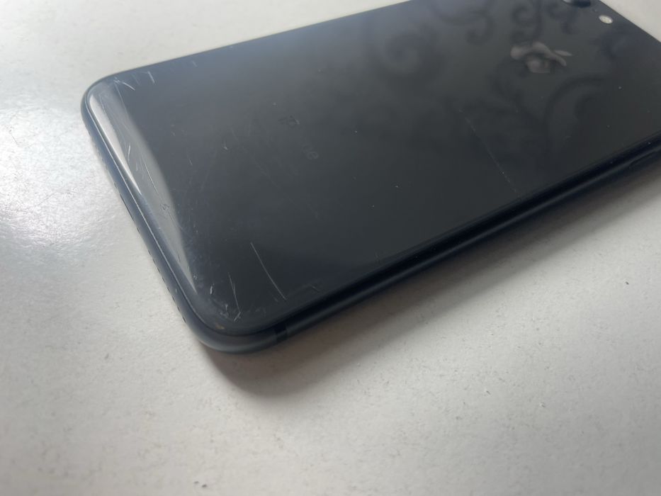 iPhone 8 Plus 64гб !BYPASS!