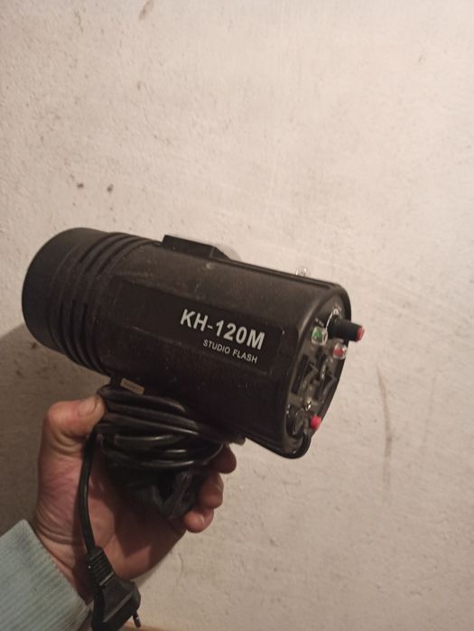 Lampa fotograficzna KH-120M