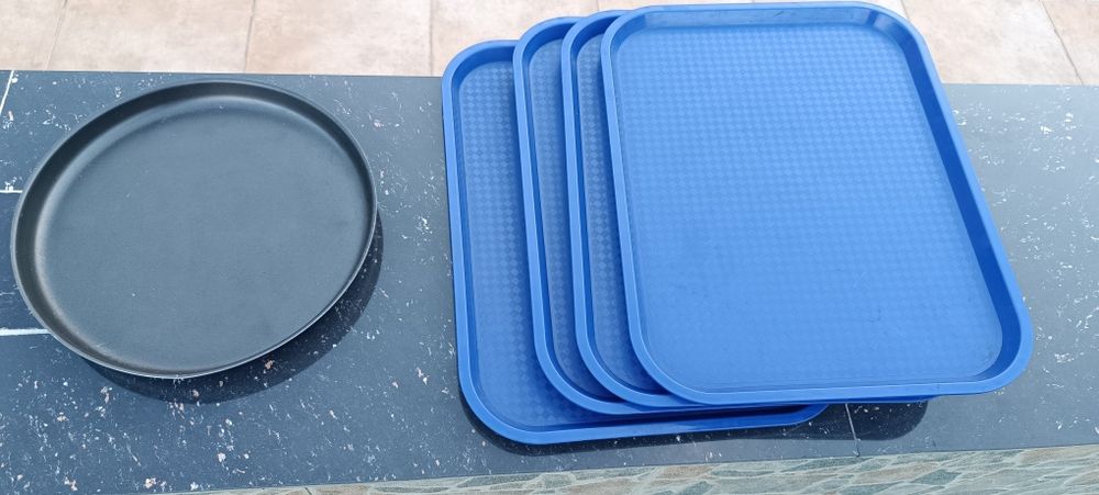 Talheres de cozinha diversos