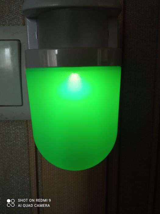 Нічник різнокольоровий