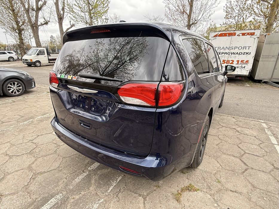 Chrysler Pacifica 3.6 keyless kamera cofania