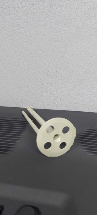 Kołki do styropianu