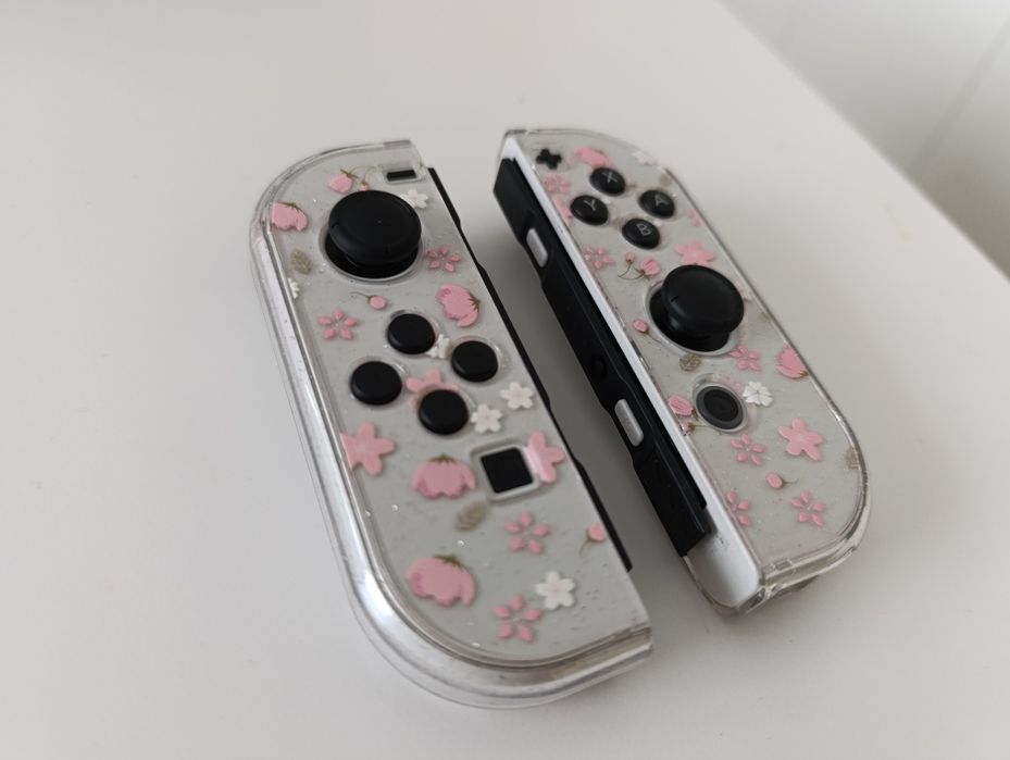 Nintendo Switch and Joy-Con Protective Case64585233824002122