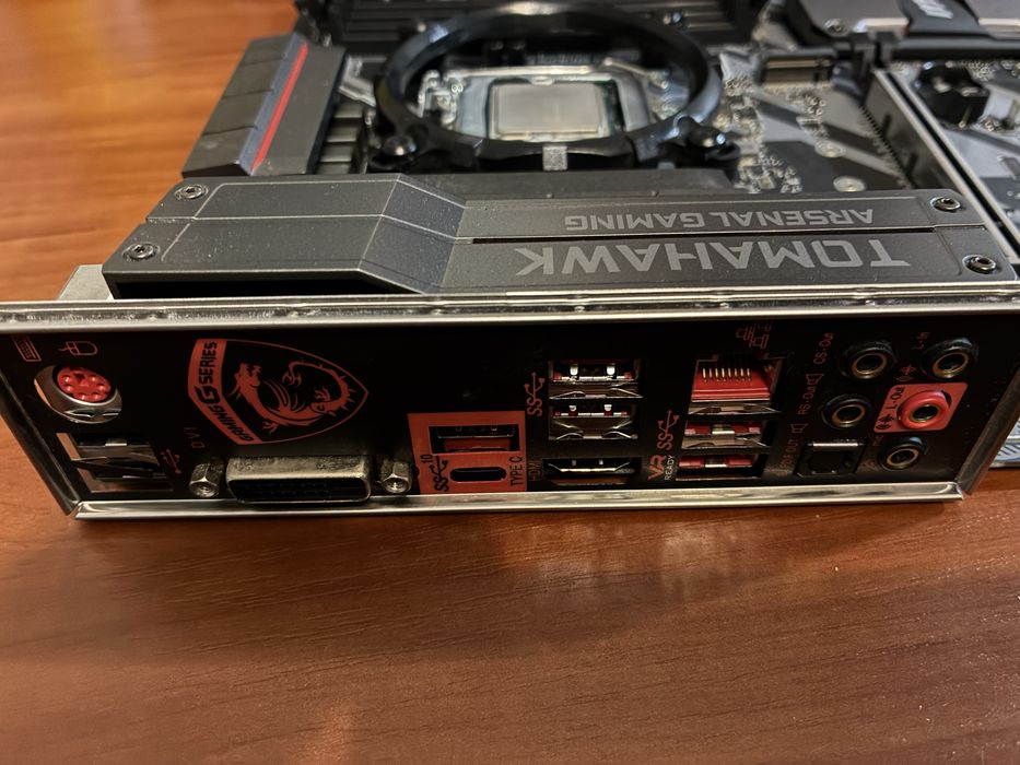 i7 6700 + Msi z270 tomahawk