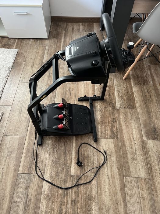 Kierownica Logitech G27