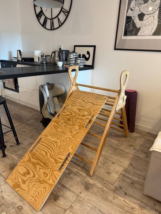 Pikler Drabinka Montessori zestaw – domowy plac zabaw
