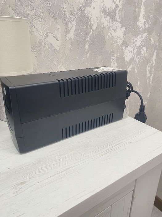 Безперебійник UPS VOLT POLSKA