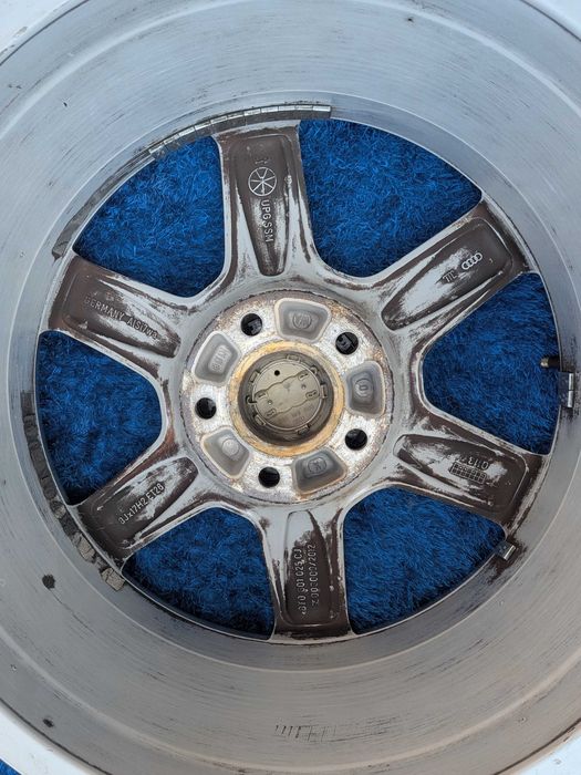 Jantes 17 Audi 5x112 (8Jx17 ET26)