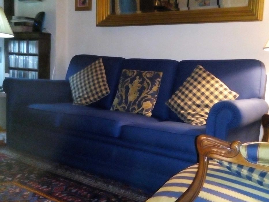 SOFÁ CAMA (De Qualidade): 3 lugares, sala de estar!