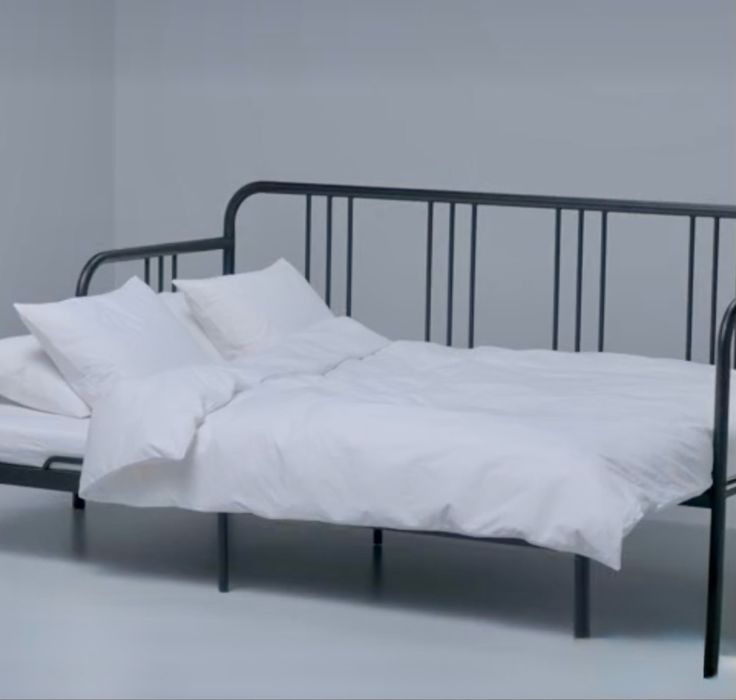 Cama Ikea ferro individual/dupla, preto, 80x200 cm nova