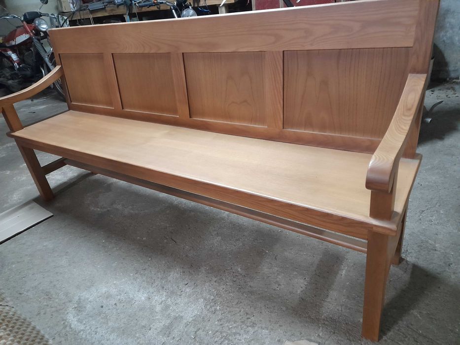 Banco vintage em madeira