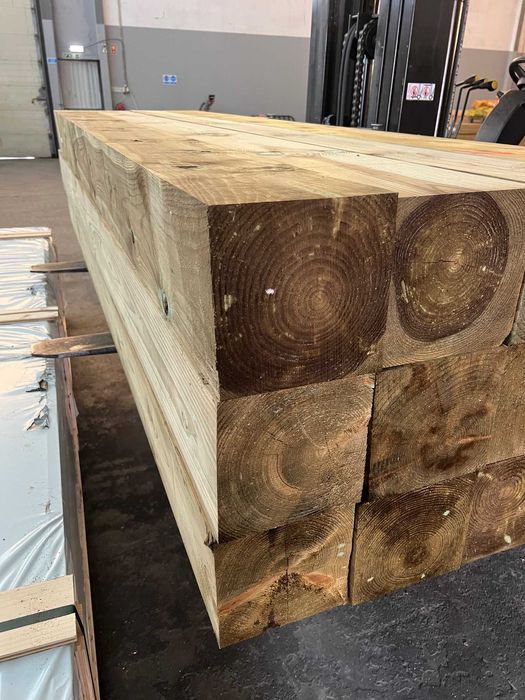 Viga maciça de Madeira - PINHO TRATADO