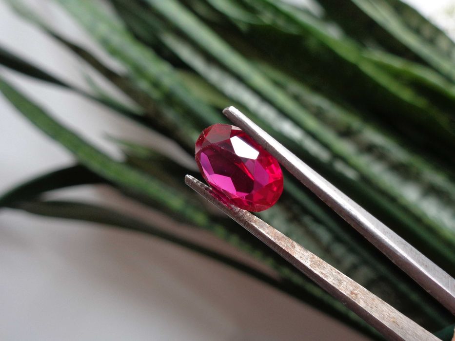Rubin 8,3ct (karata), 1,66g