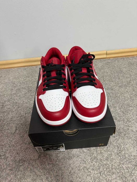Air Jordan 1 Low Reverse Black Toe 43