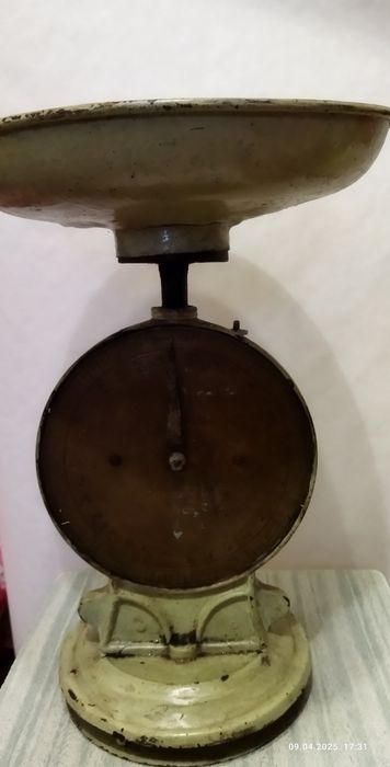 Продам антикварные весы