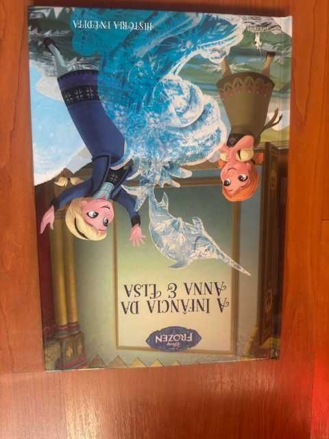 Livro - Frozen A Infância da Anna e Elsa