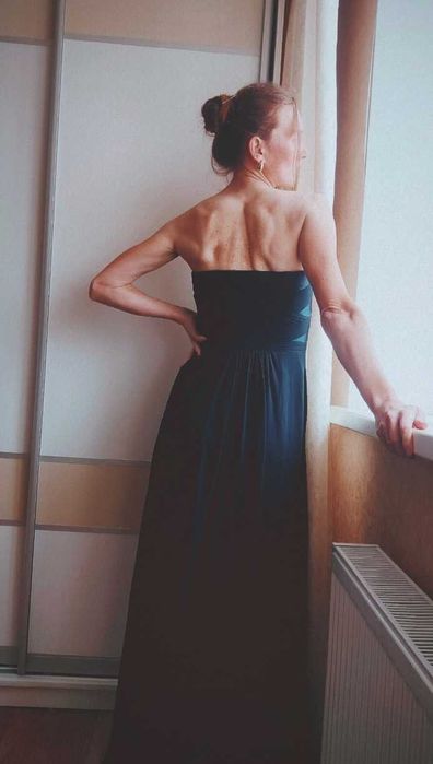 Корсетне вечірнє плаття. В гарному стані.