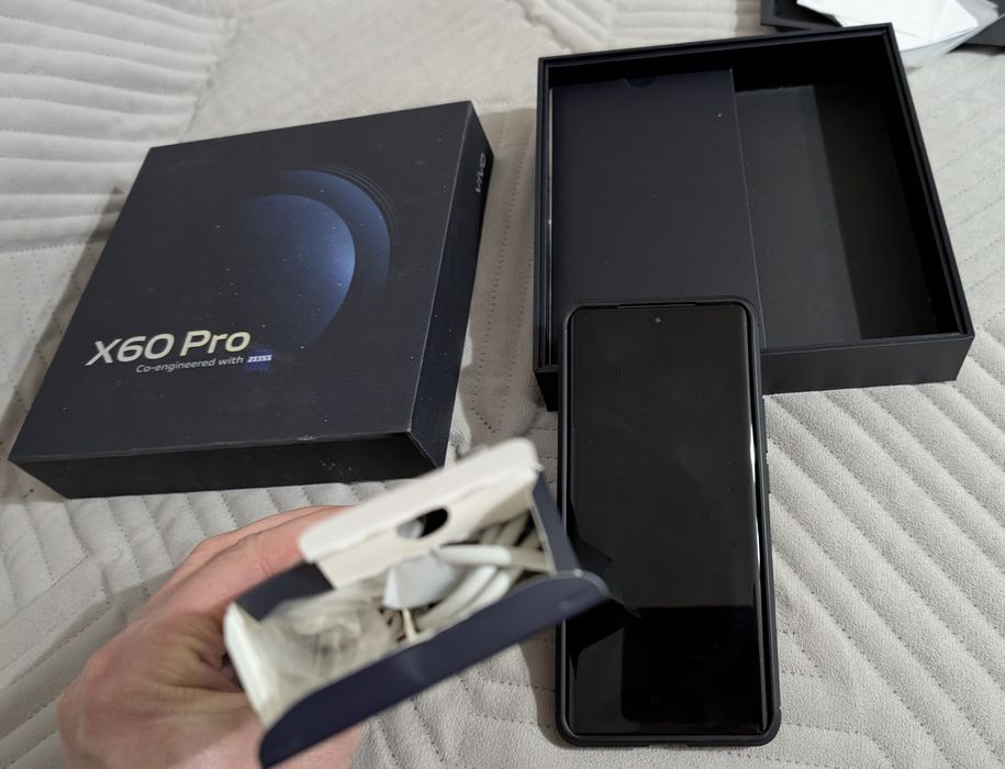 Smartfon VIVO x60 pro, 12/128 GB, używany jak nowy