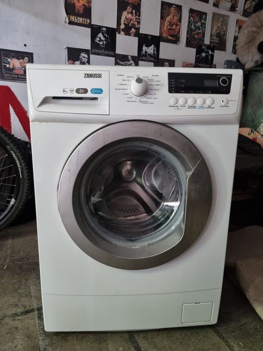 Пральна машинка Zanussi Стиральная машинка Zanussi