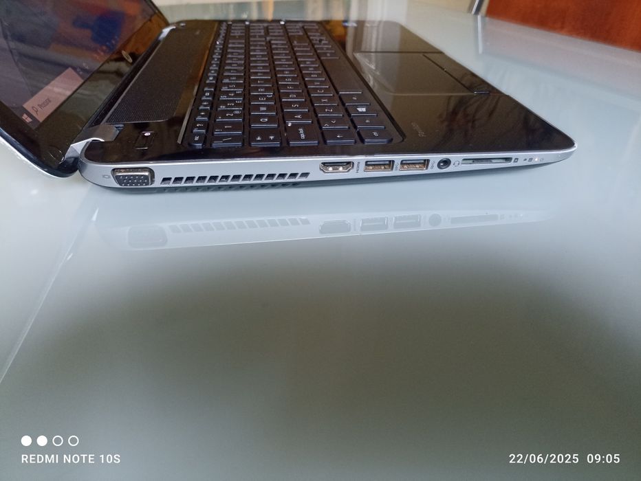 HP Pavilion 15-e003sp  Intel Core I5