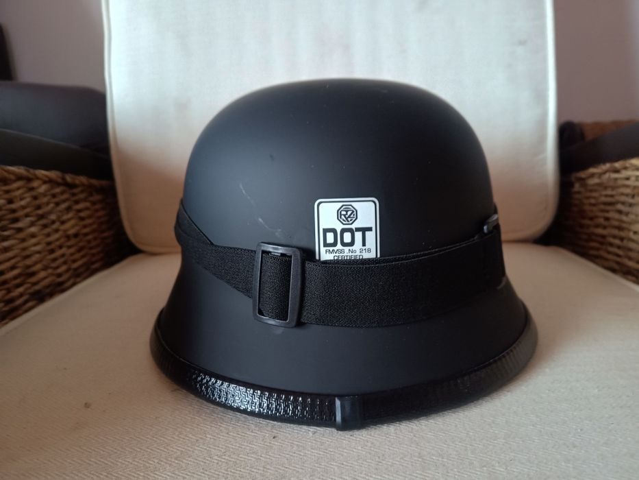 Kask motocyklowy retro niemiecki