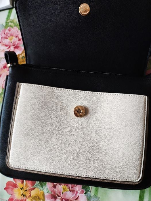 Elegancka torebka damska listonoszka nowa z metką