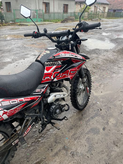Geon x road 200