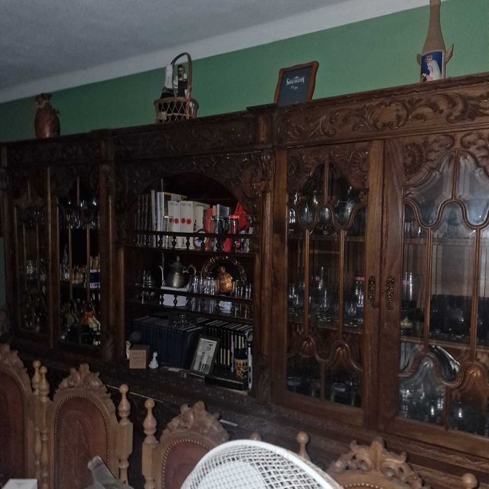 Conjunto casa de jantar - móvel, mesa e cadeiras