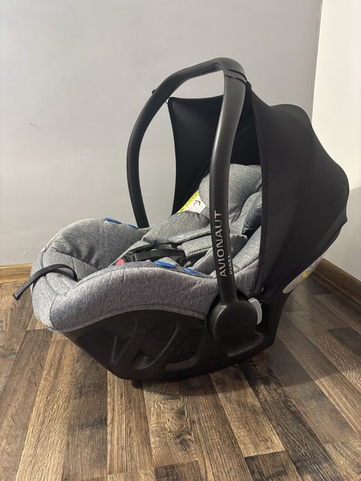 Fotelik samochowy Avionaut 0-13 kg +adaptery