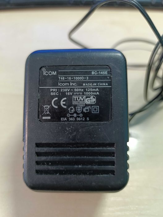 Зарядное Icom BC-145E