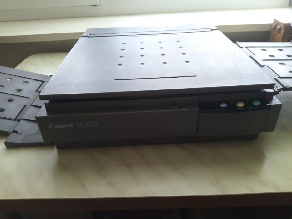 Продам копировальный аппарат Cannon FC-230