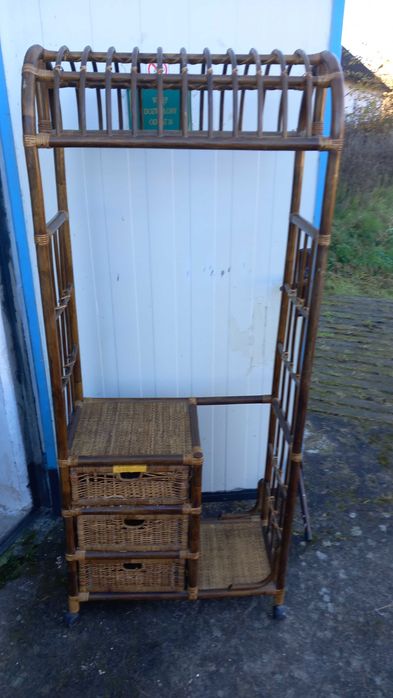 szafka wieszak na przedpokój z bambusa-wintage-boho