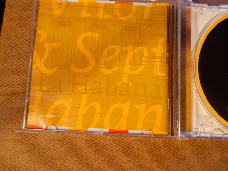 2+cds+de+Vitorino+La+Habana+99+e+N%C3%A3o+h%C3%A1+terra+que+resista64730295308931122