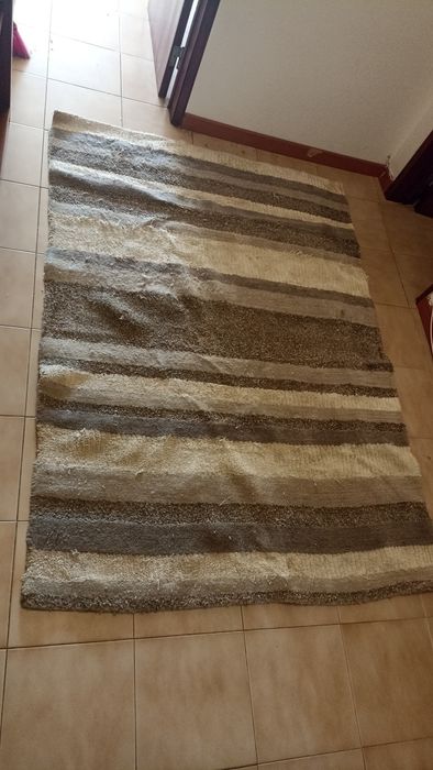 Duas Carpetes grandes