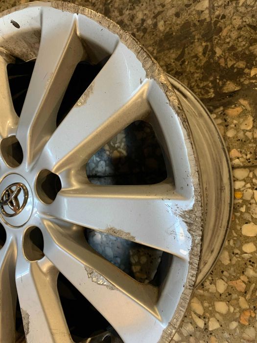 Jantes originais Toyota Auris 2007 (x4)