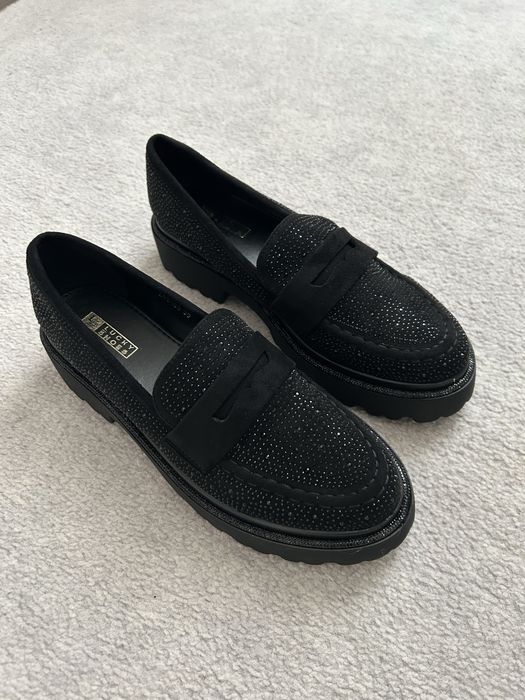 Półbuty damskie czarne