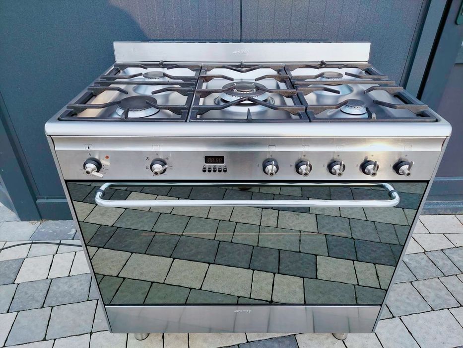 Газова плита Smeg