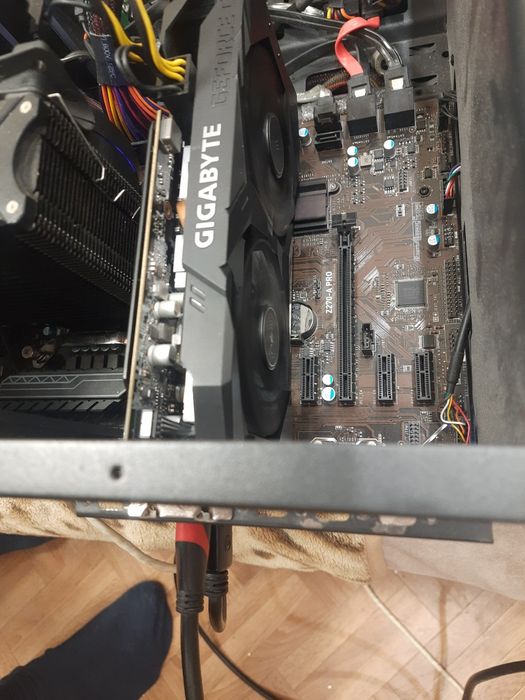 Видеокарта MSI  GAMING  GTX 1660  КАК НОВАЯ! пломба и другие