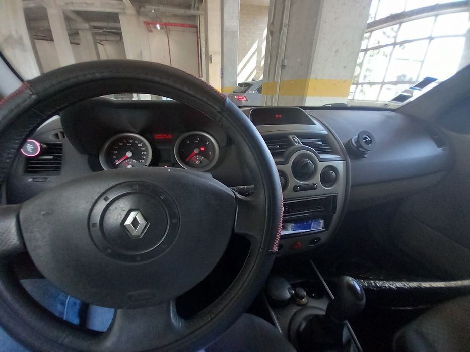 Renault Mégane Break 1.5 dCi 82 cv – Muito Económica